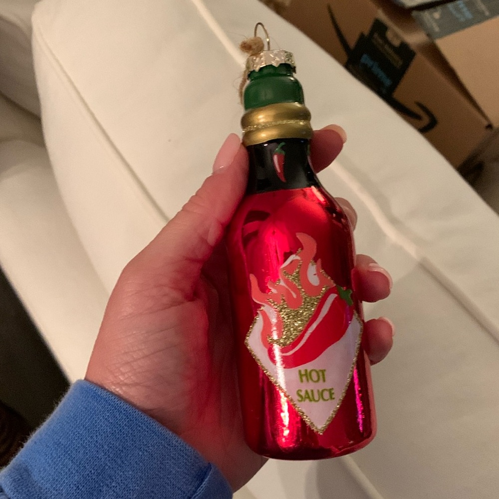 EUC Pottery Barn hot sauce ornament